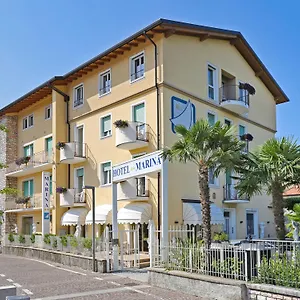 Marina Hotel