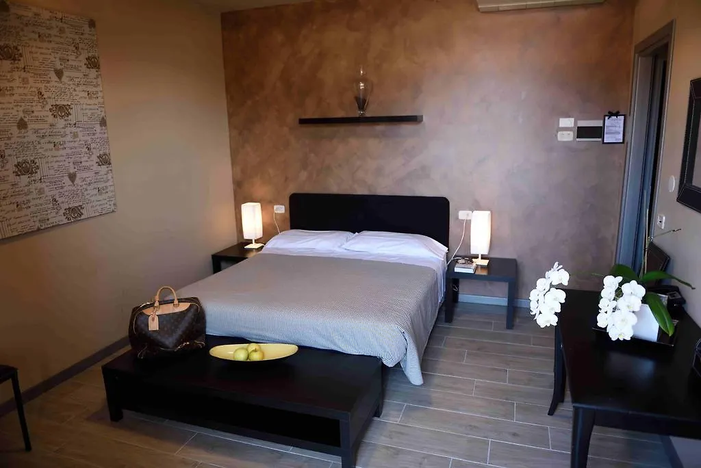Hotel Residenza Alighieri Bardolino 2*,